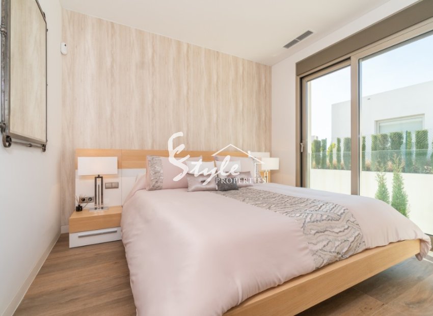 Resale - Villa - Las Colinas - Las Colinas Golf