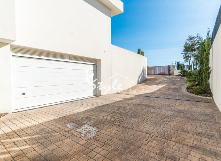 Resale - Villa - Las Colinas - Las Colinas Golf
