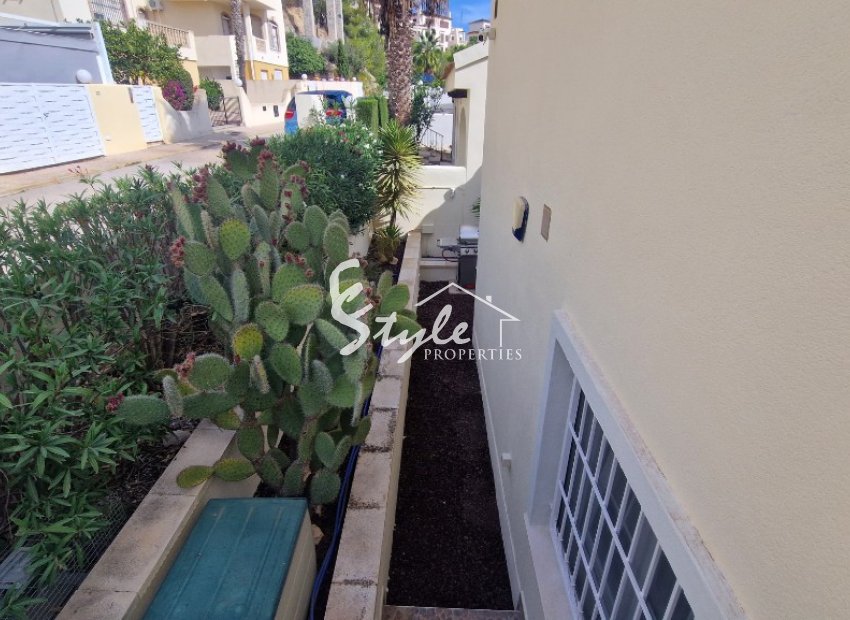 Resale - Villa - Las Ramblas Golf - Las Ramblas