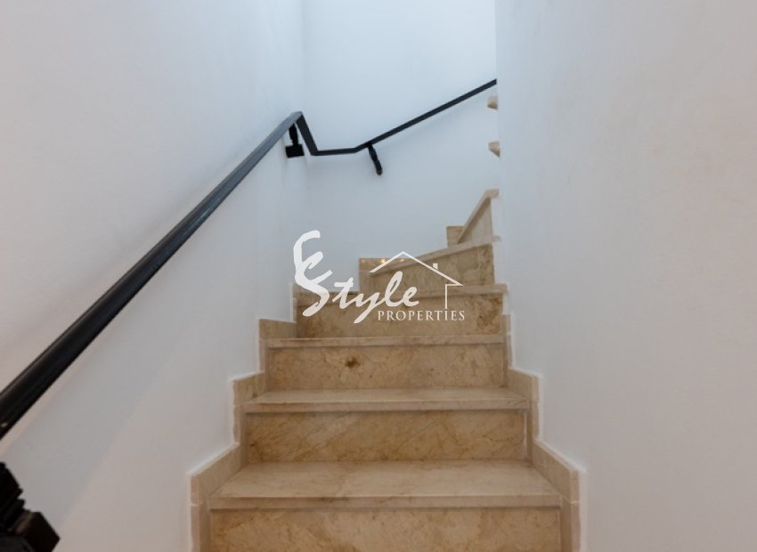 Resale - Villa - Las Ramblas Golf - Las Ramblas