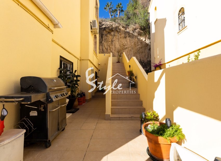 Resale - Villa - Las Ramblas Golf - Las Ramblas