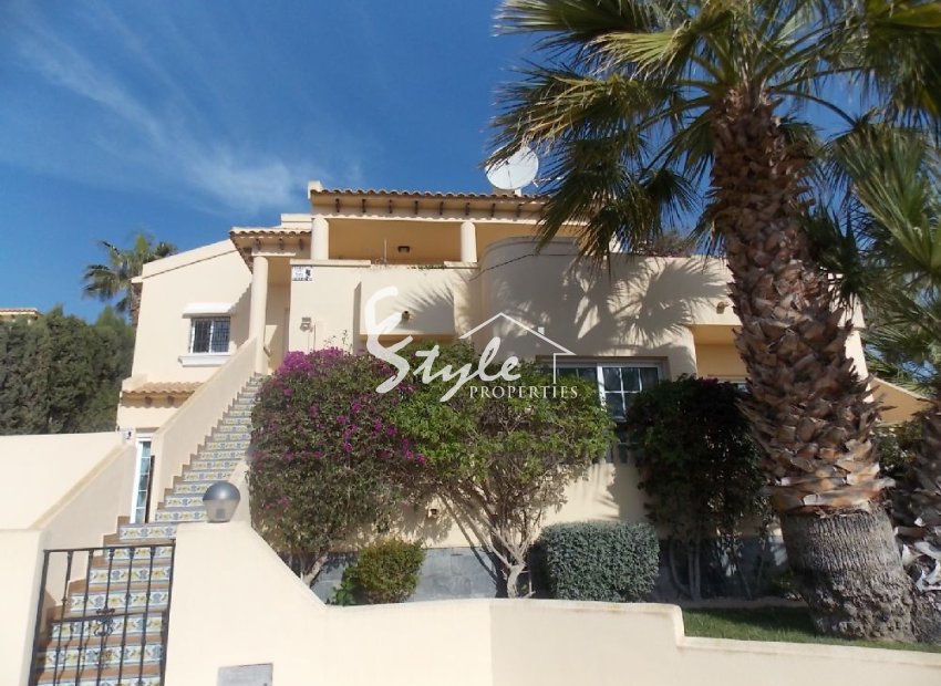 Resale - Villa - Las Ramblas Golf - Las Ramblas