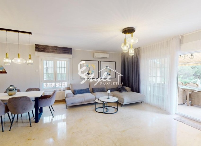 Resale - Villa - Las Ramblas