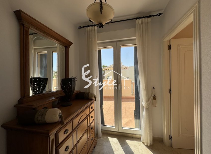 Resale - Villa - Las Ramblas