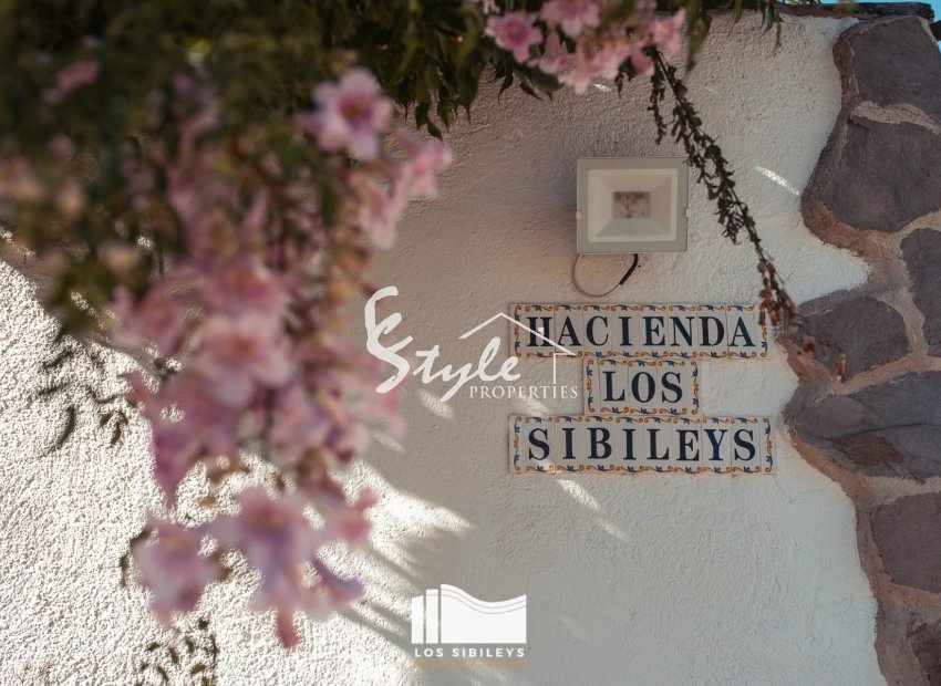 Resale - Villa - Lorca