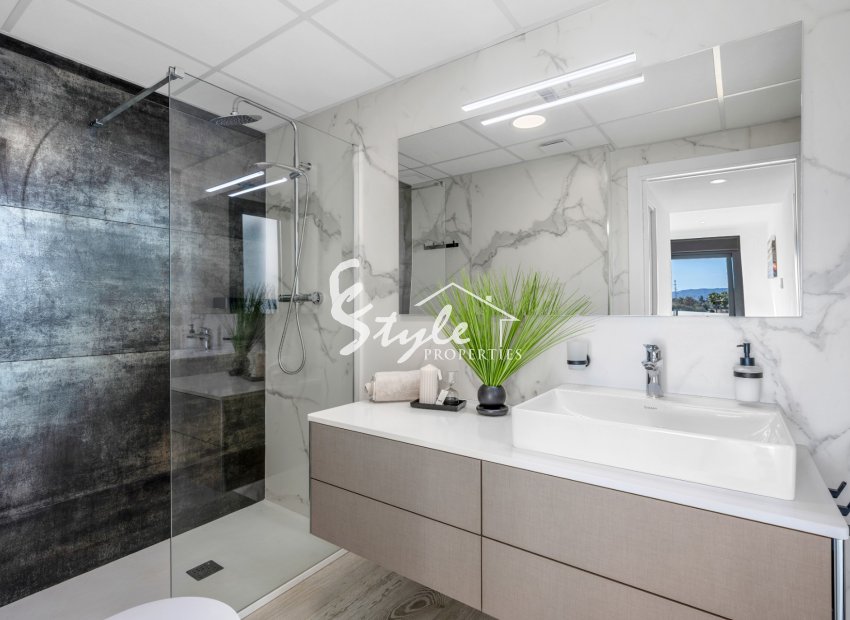 Resale - Villa - Los Alcazares