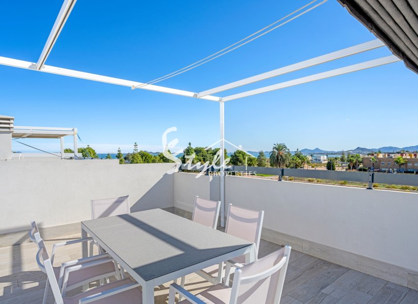 Resale - Villa - Los Alcazares