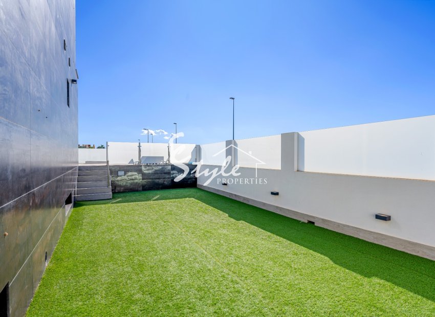 Resale - Villa - Los Alcazares