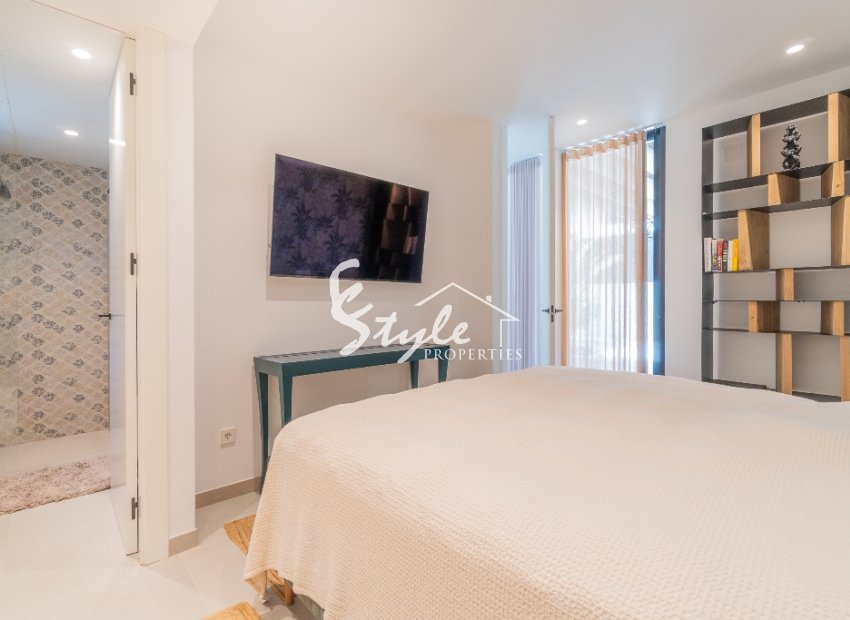 Resale - Villa - Los Balcones