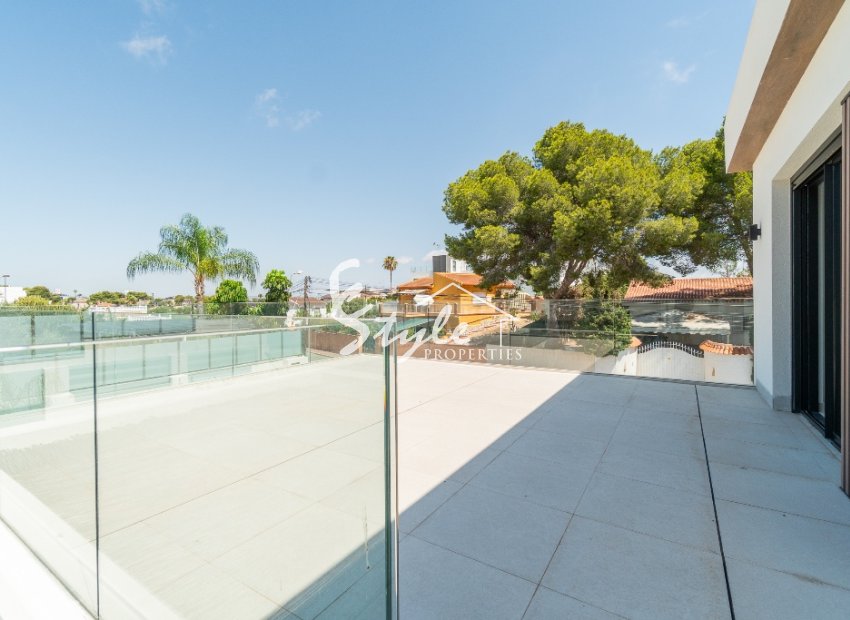 Resale - Villa - Los Balcones