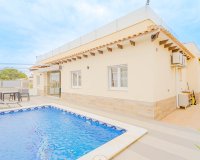 Resale - Villa - Los Balcones