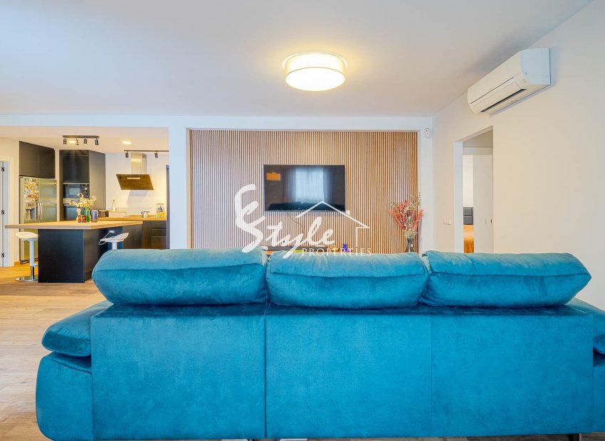 Resale - Villa - Los Balcones