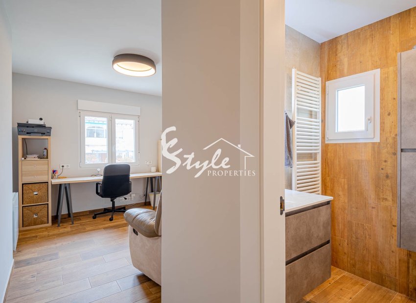 Resale - Villa - Los Balcones