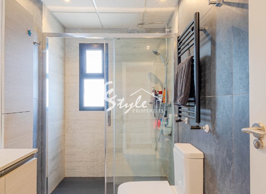 Resale - Villa - Los Balcones