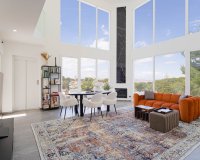 Resale - Villa - Los Balcones