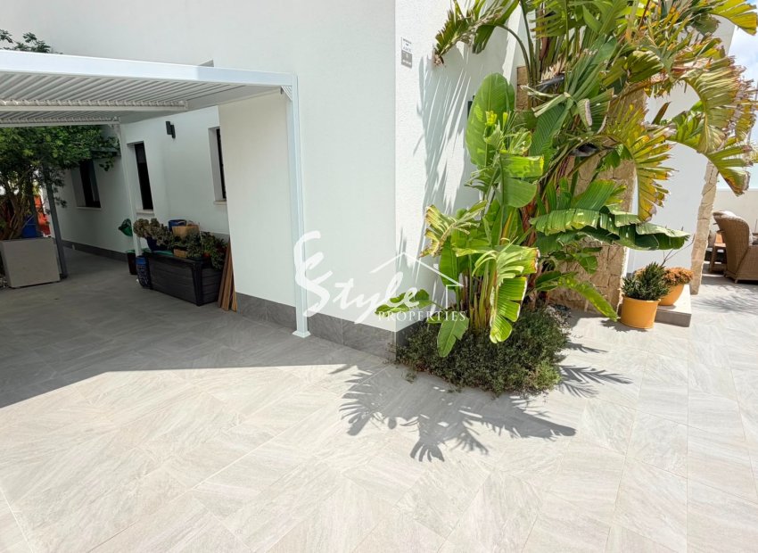 Resale - Villa - Los Montesinos - La Herada