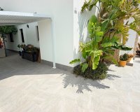 Resale - Villa - Los Montesinos - La Herada