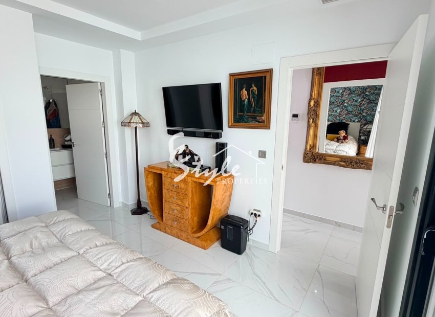 Resale - Villa - Los Montesinos - La Herada