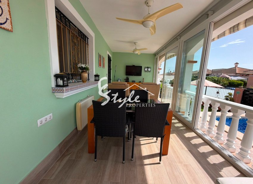 Resale - Villa - Los Montesinos - La Herada