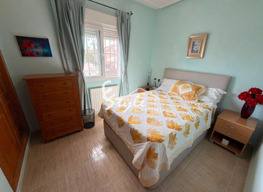 Resale - Villa - Los Montesinos - La Herada