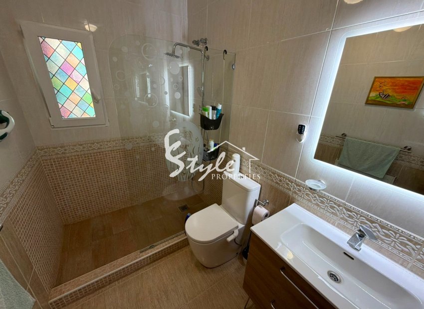 Resale - Villa - Los Montesinos - La Herada