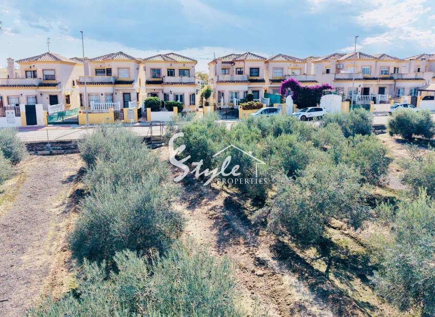 Resale - Villa - Los Montesinos - La Herada