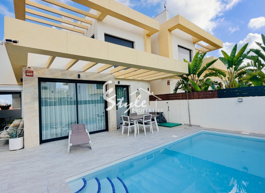 Resale - Villa - Los Montesinos - La Herada