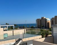 Resale - Villa - Mil Palmeras