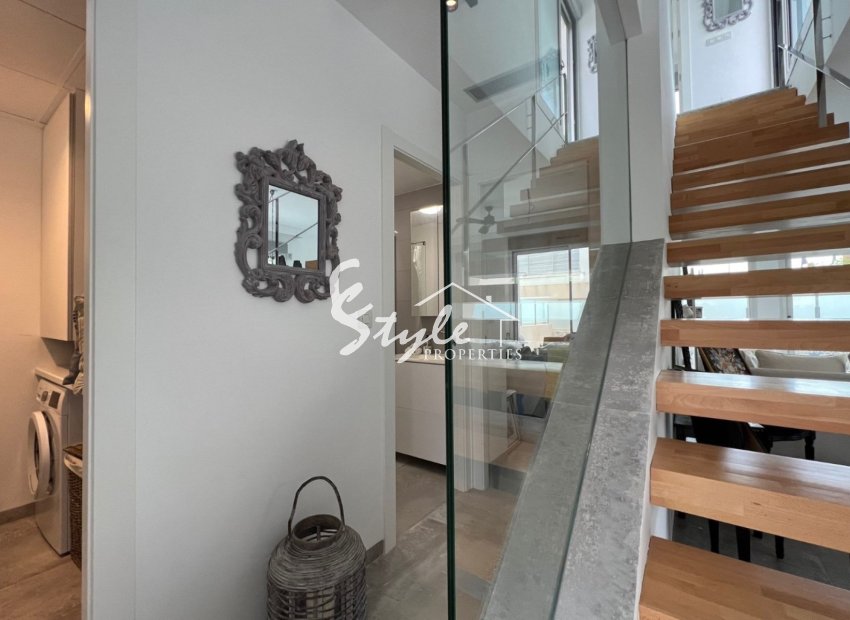 Resale - Villa - Mil Palmeras