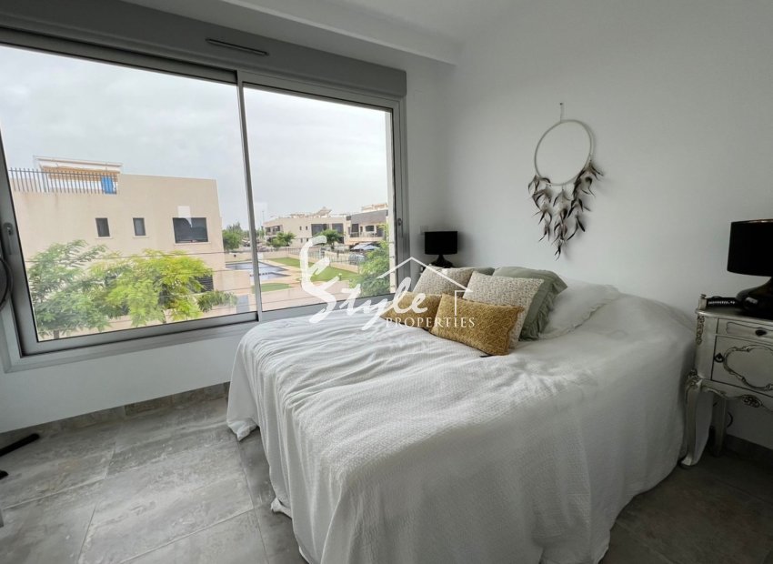 Resale - Villa - Mil Palmeras