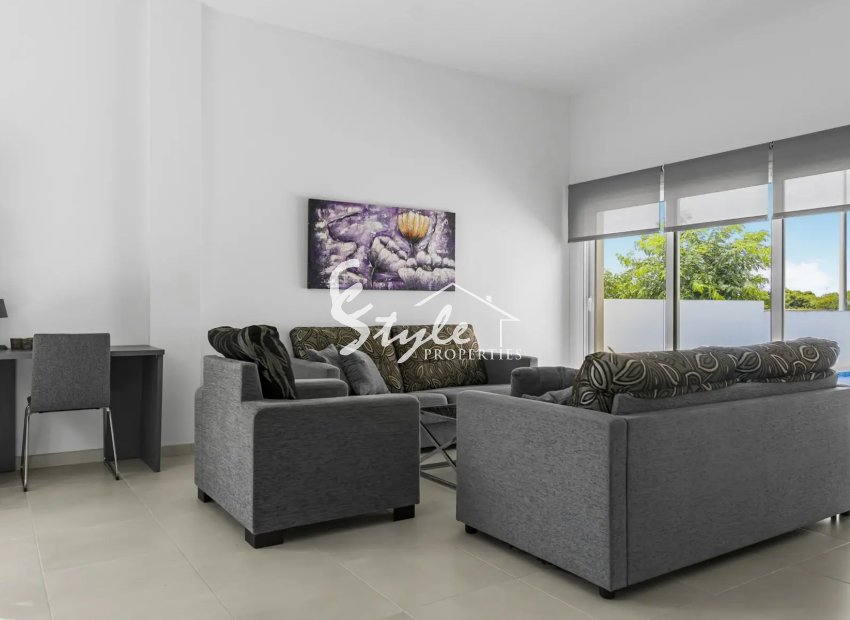 Resale - Villa - Mil Palmeras