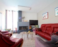 Resale - Villa - Mil Palmeras