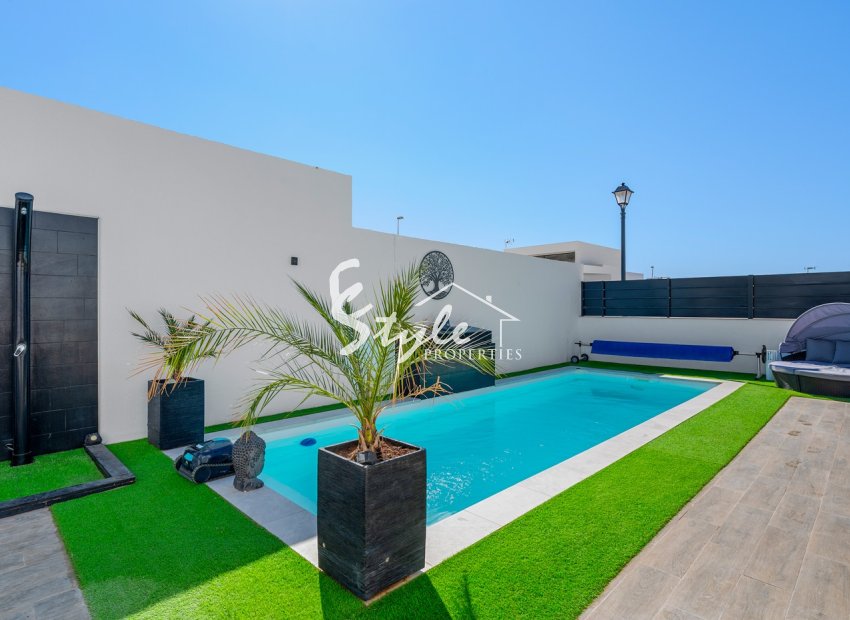 Resale - Villa - Murcia - Urbanizacion Las Kalendas