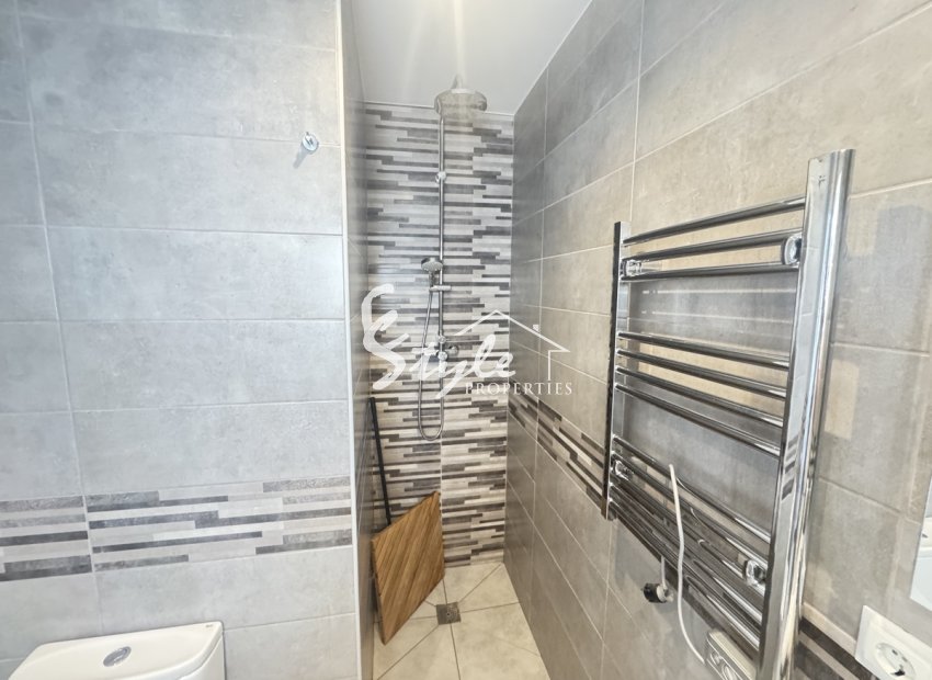 Resale - Villa - Orihuela-Costa - Blue Lagoon