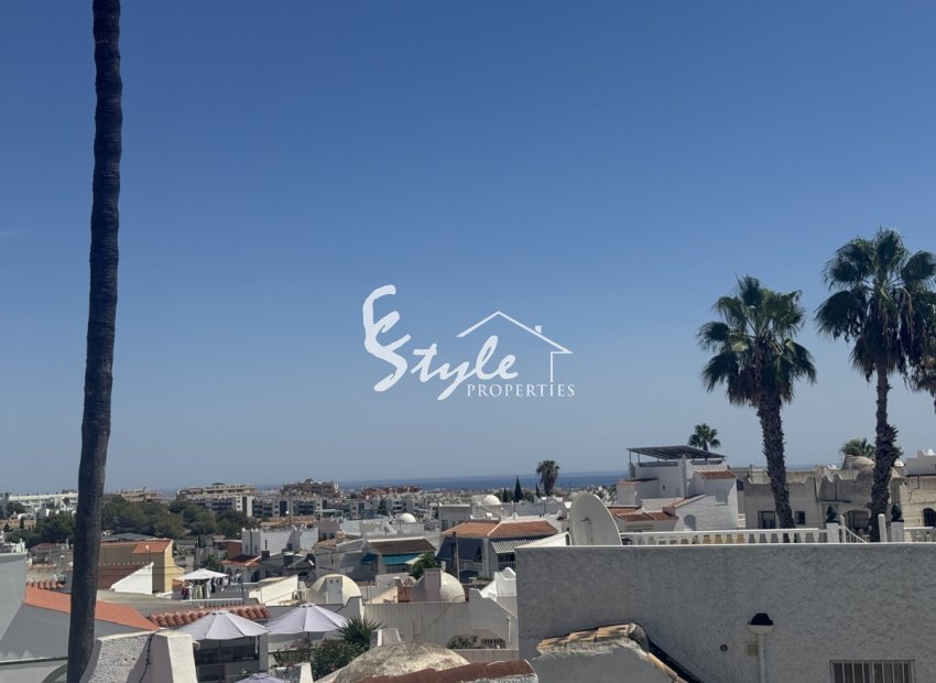 Resale - Villa - Orihuela-Costa - Blue Lagoon