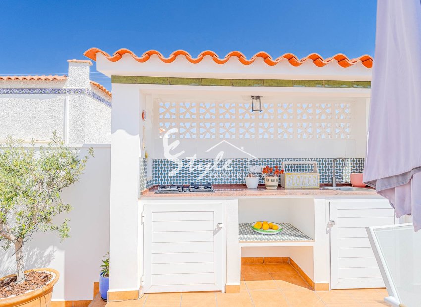 Resale - Villa - Orihuela-Costa - Blue Lagoon