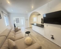 Resale - Villa - Orihuela-Costa - Blue Lagoon