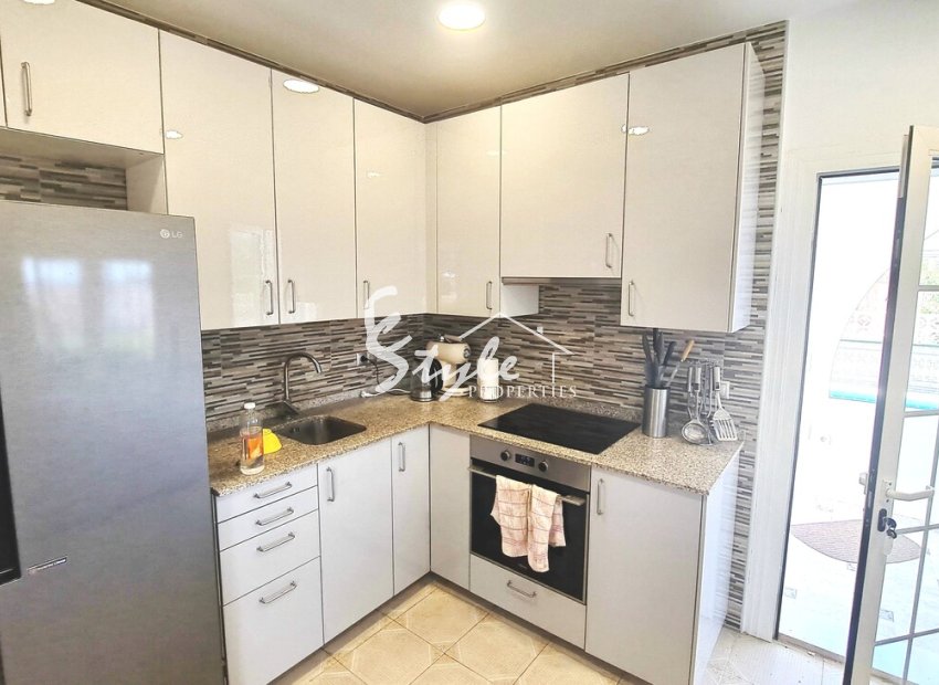 Resale - Villa - Orihuela-Costa - Blue Lagoon