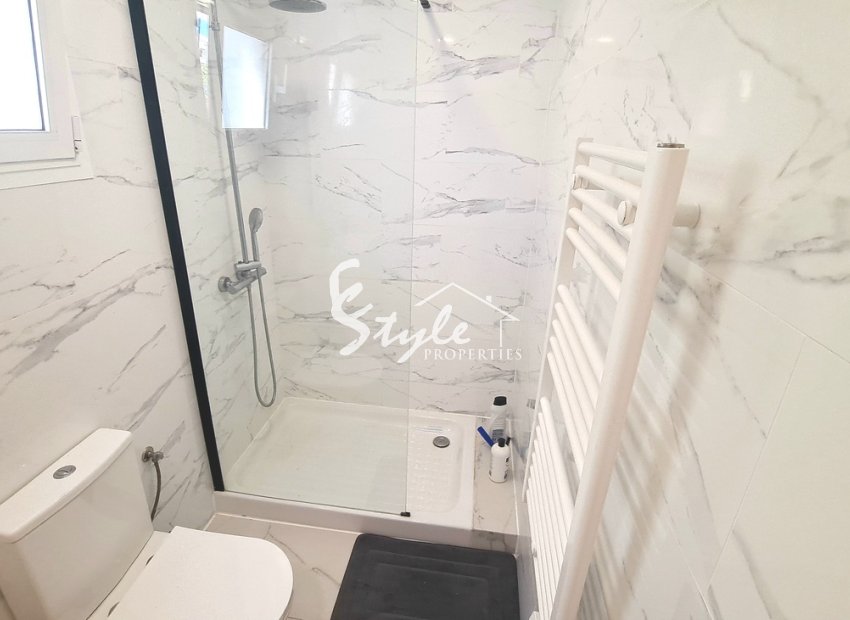 Resale - Villa - Orihuela-Costa - Blue Lagoon