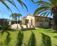 Resale - Villa - Orihuela Costa  - Cabo Roig