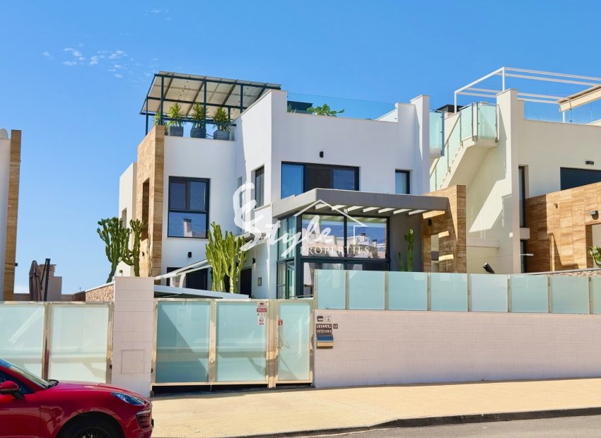 Resale - Villa - Orihuela-Costa - Cabo Roig