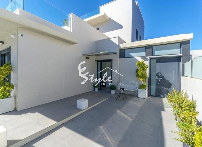 Resale - Villa - Orihuela Costa  - Campoamor