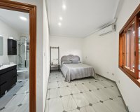 Resale - Villa - Orihuela-Costa - Campoamor