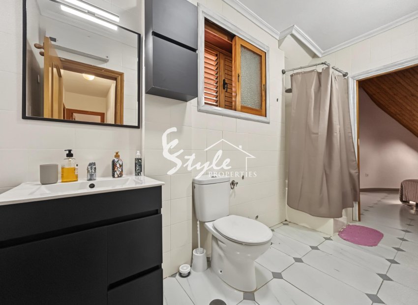 Resale - Villa - Orihuela-Costa - Campoamor