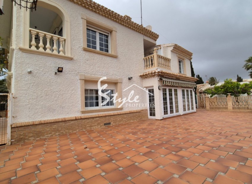 Resale - Villa - Orihuela-Costa - Costa Blanca Sur