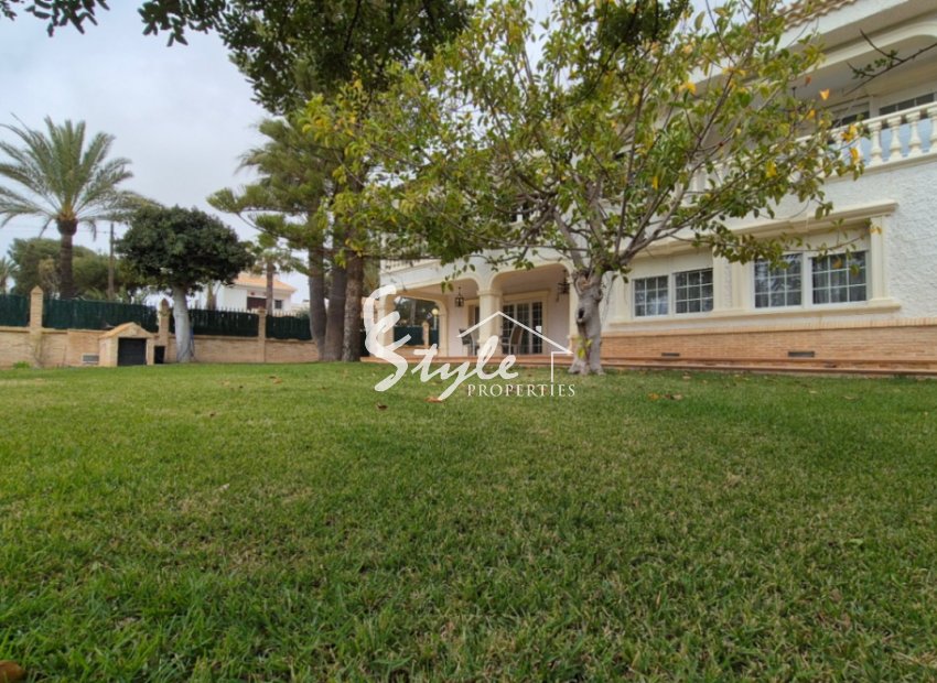 Resale - Villa - Orihuela-Costa - Costa Blanca Sur