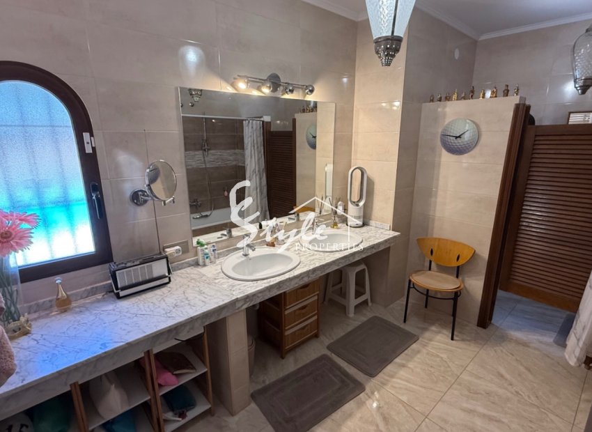 Resale - Villa - Orihuela-Costa - Costa Blanca Sur