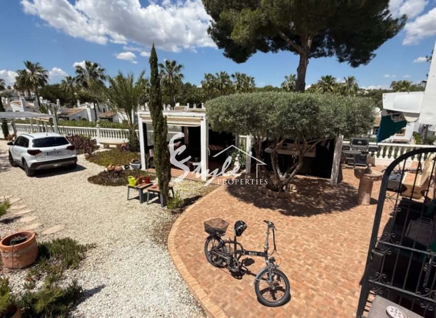 Resale - Villa - Orihuela-Costa - Costa Blanca Sur