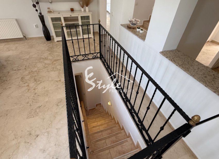 Resale - Villa - Orihuela-Costa - Costa Blanca Sur