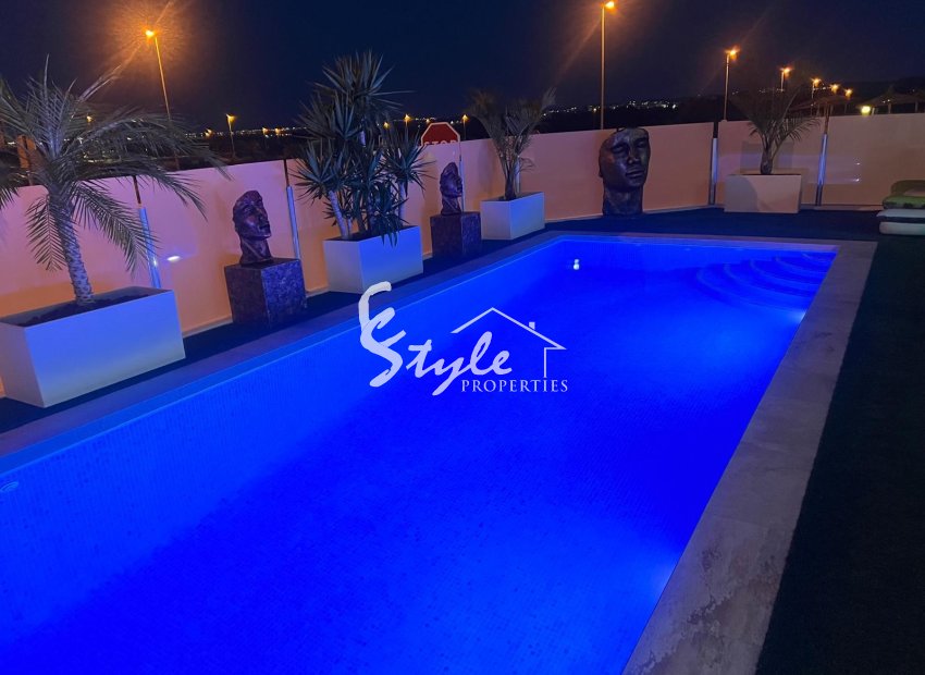 Resale - Villa - Orihuela-Costa - Entre Naranjos Vistabella Golf